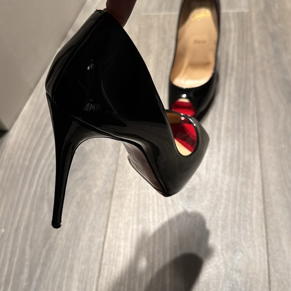 SUPER CUTE Christian Louboutin 120 mm platform pumps - Patent calf leather. - Picture 5 of 8